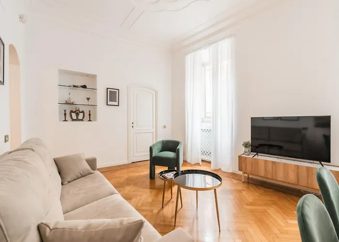 דירה The Rent - Splendid Three-bedroom Near The Trevi Fountain רומא