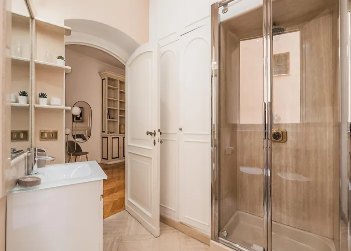 דירה The Rent - Splendid Three-bedroom Near The Trevi Fountain